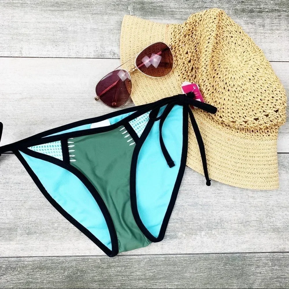 Xhilaration NWT string bikini bottoms‎